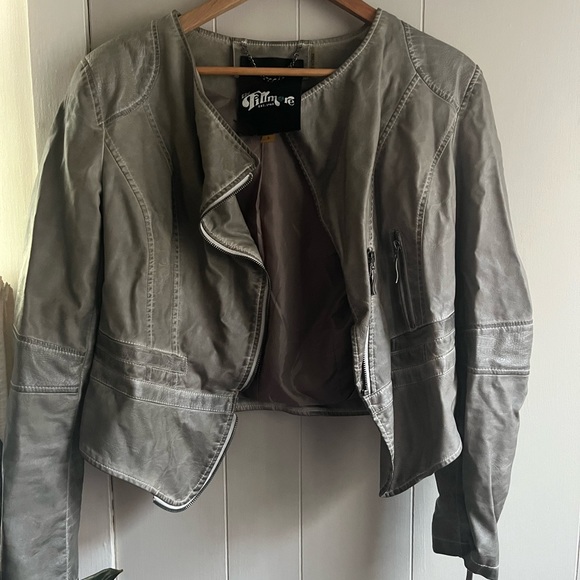 Vegan cropped leather jacket. - Picture 1 of 4